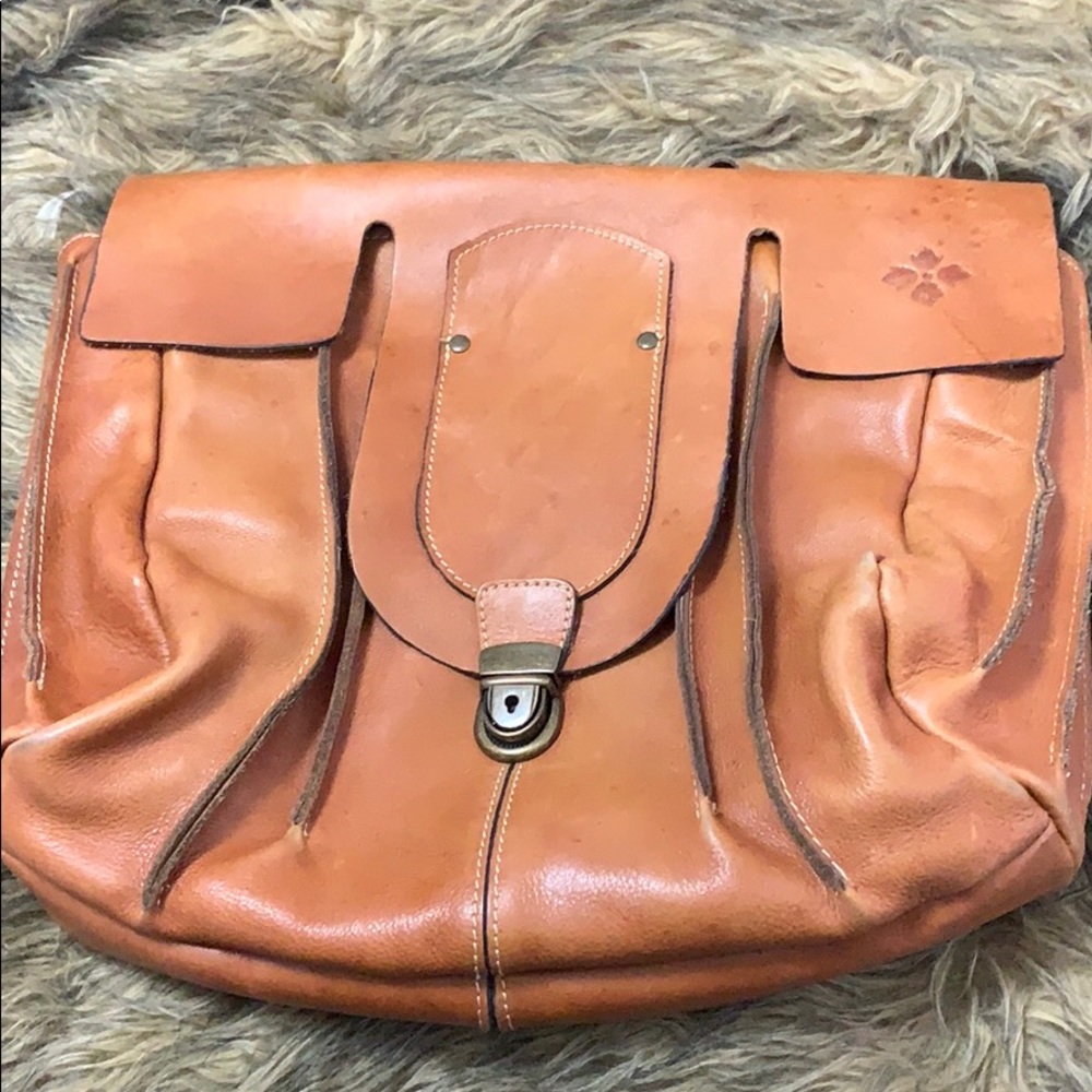 A Patricia Nash handbag. Italian leather.